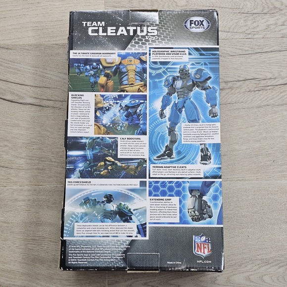 Green Bay Packers NFL Team Cleatus V2.0 Fox Sports Robot! - Picture 3 of 4